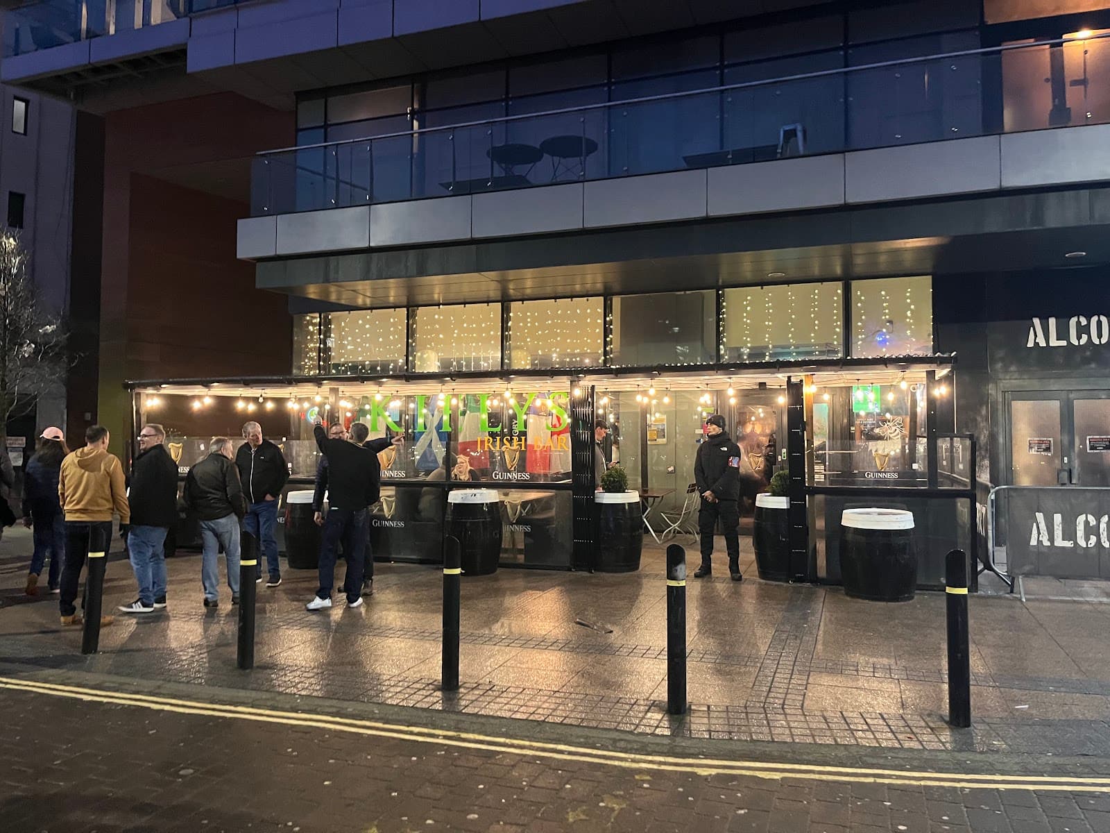 Kielys Irish Bar — Irish pub in Manchester