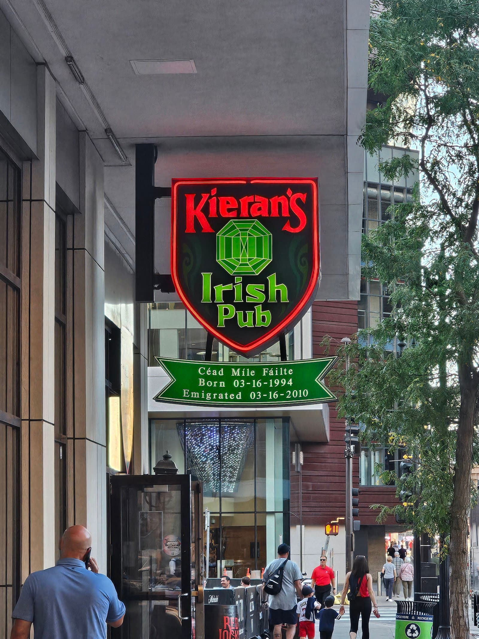Kieran's Irish Pub — Irish pub in Minneapolis