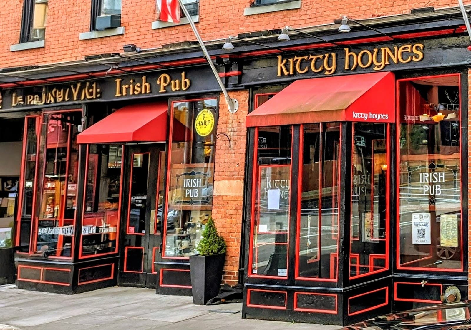 Kitty Hoyne's Irish Pub — Irish pub in Syracuse