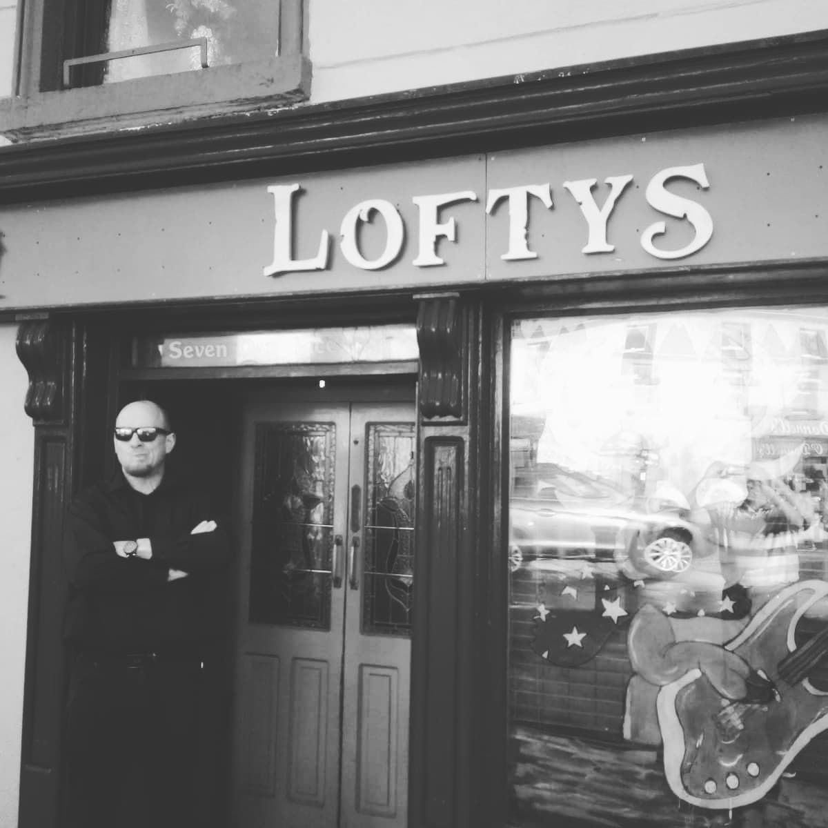 Loftys — Irish pub in Westport