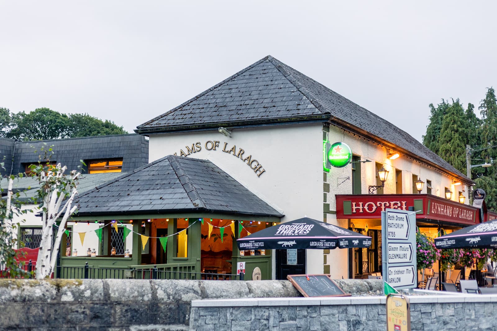 Lynham's of Laragh — Irish pub in Laragh