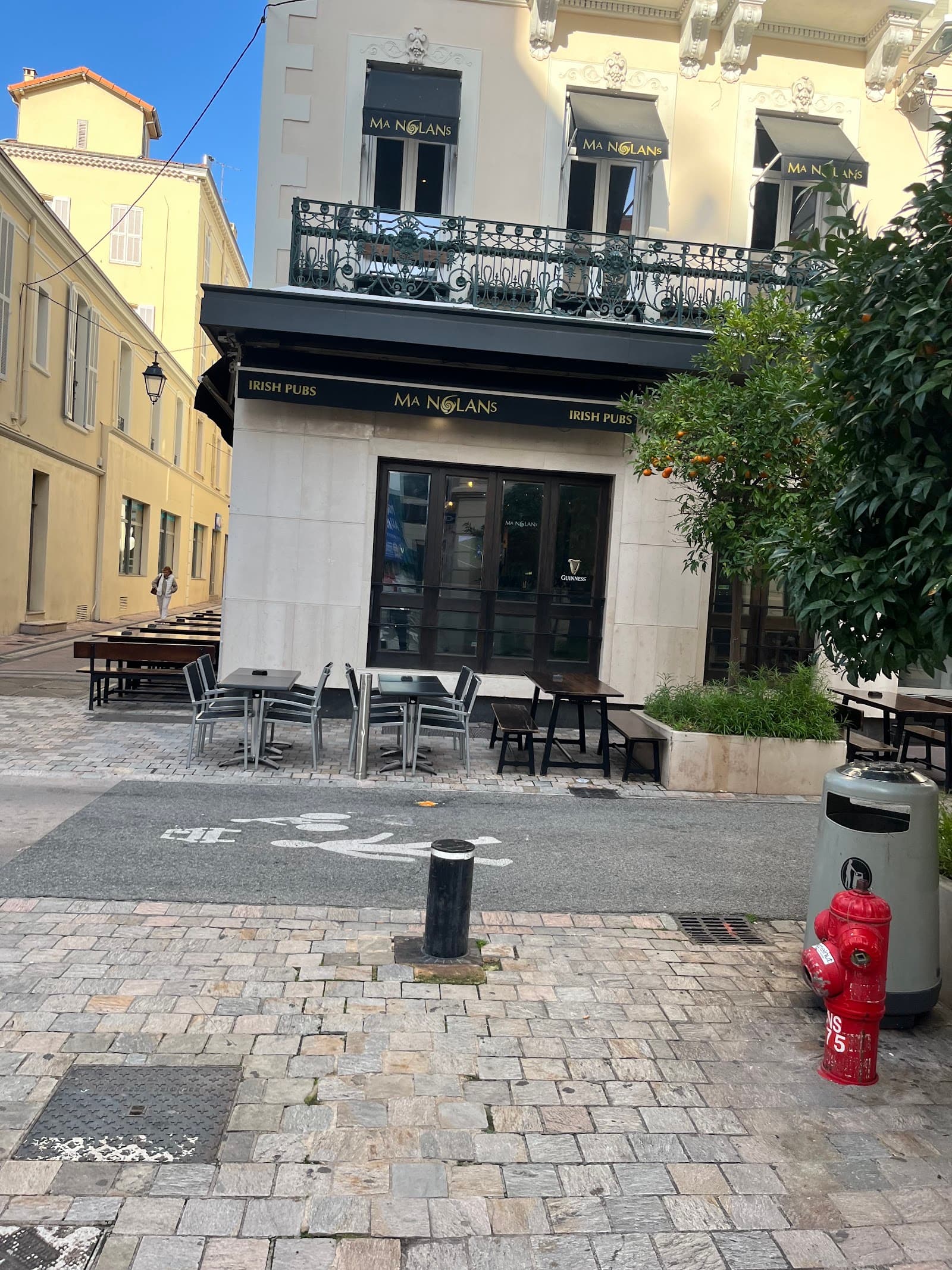 Ma Nolan's Irish Pub, Cannes — Irish pub in Cannes