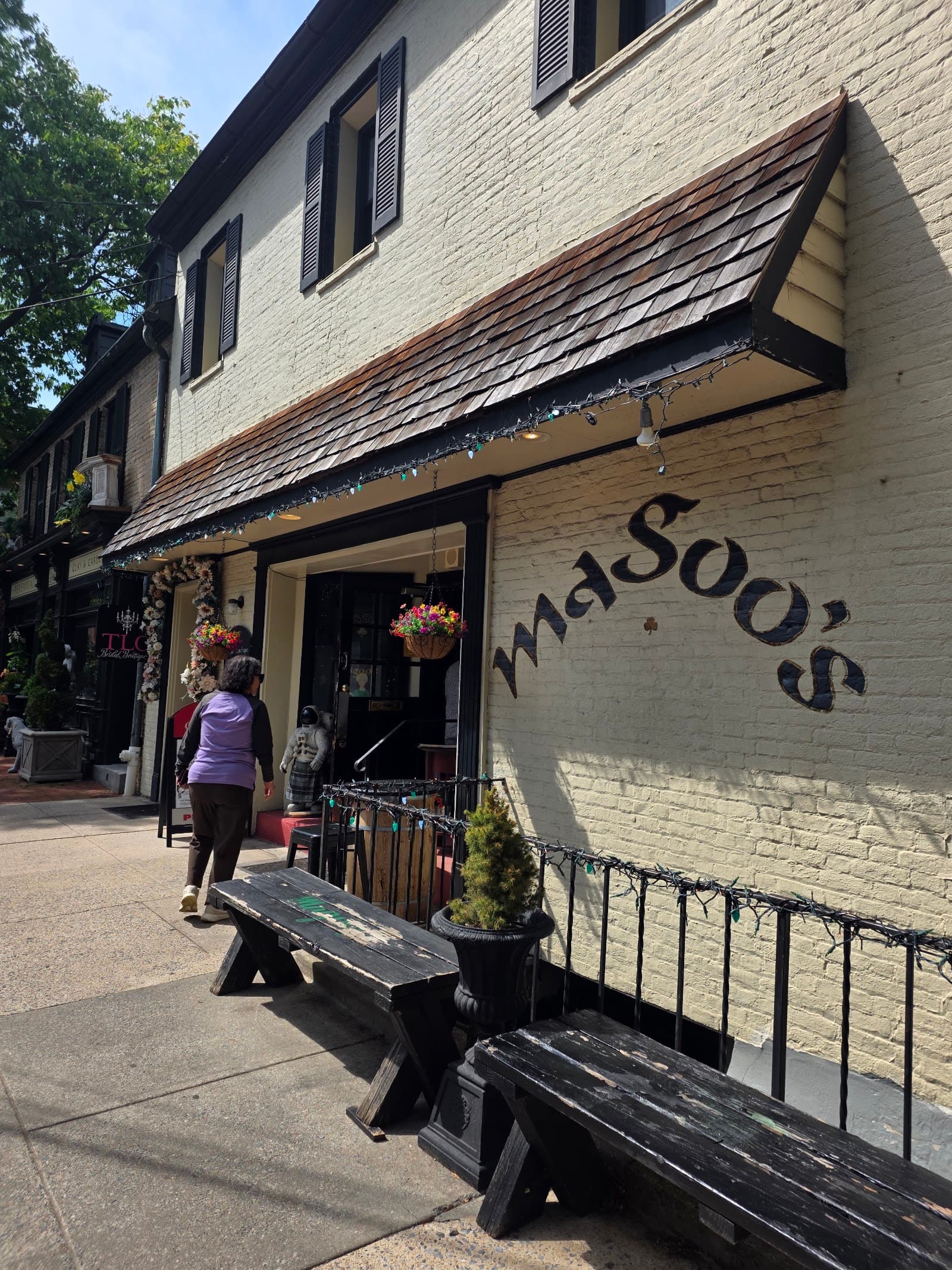 Magoo's Pub & Eatery — Irish pub in Frederick