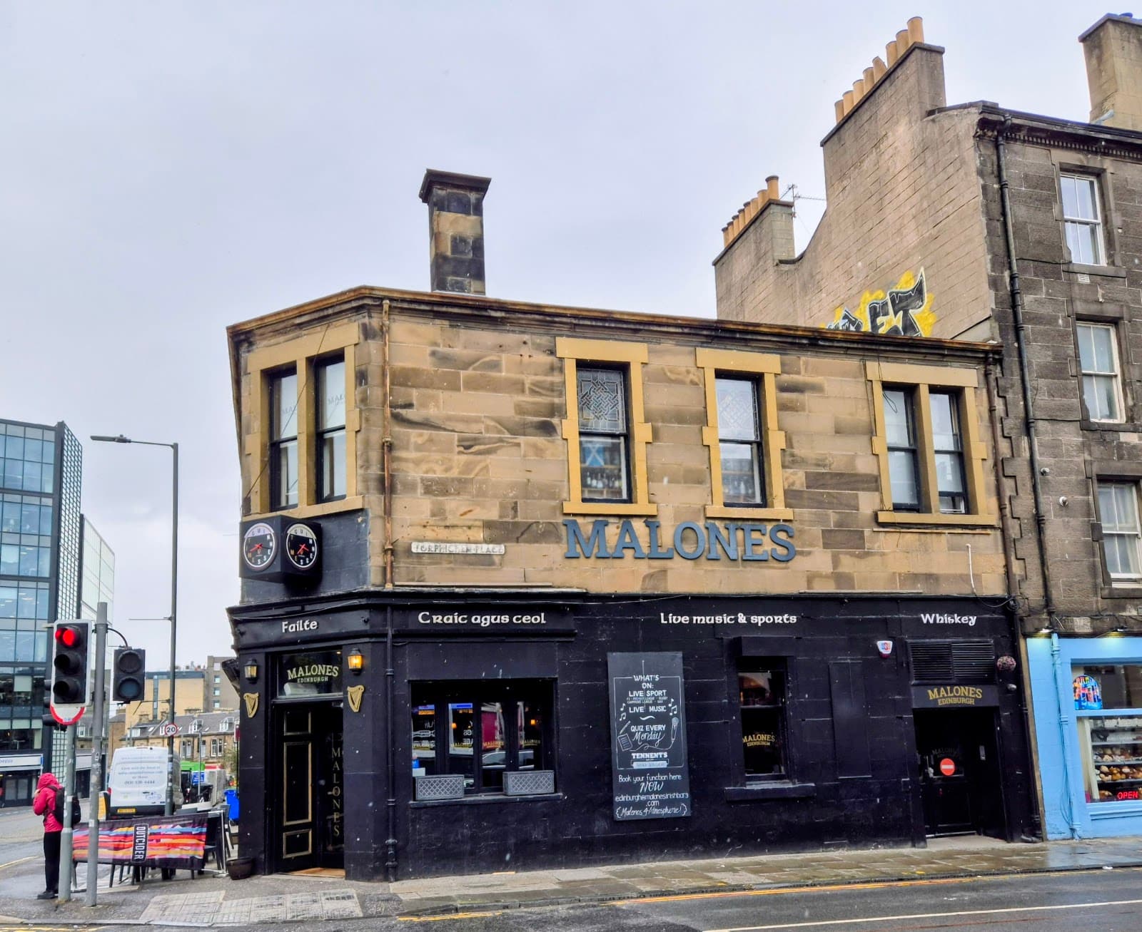 Malones Edinburgh — Irish pub in Edinburgh