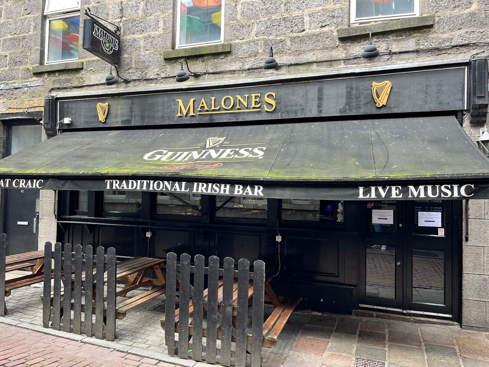 Malones Irish Bar — Irish pub in Aberdeen