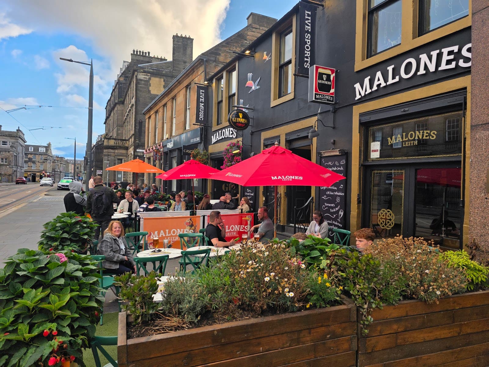 Malones Leith — Irish pub in Edinburgh