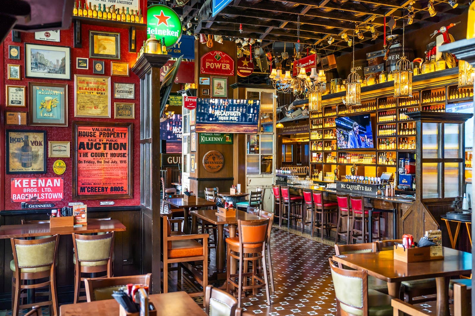 McCafferty's Irish Bar & Restaurant — Irish pub in Abu Dhabi