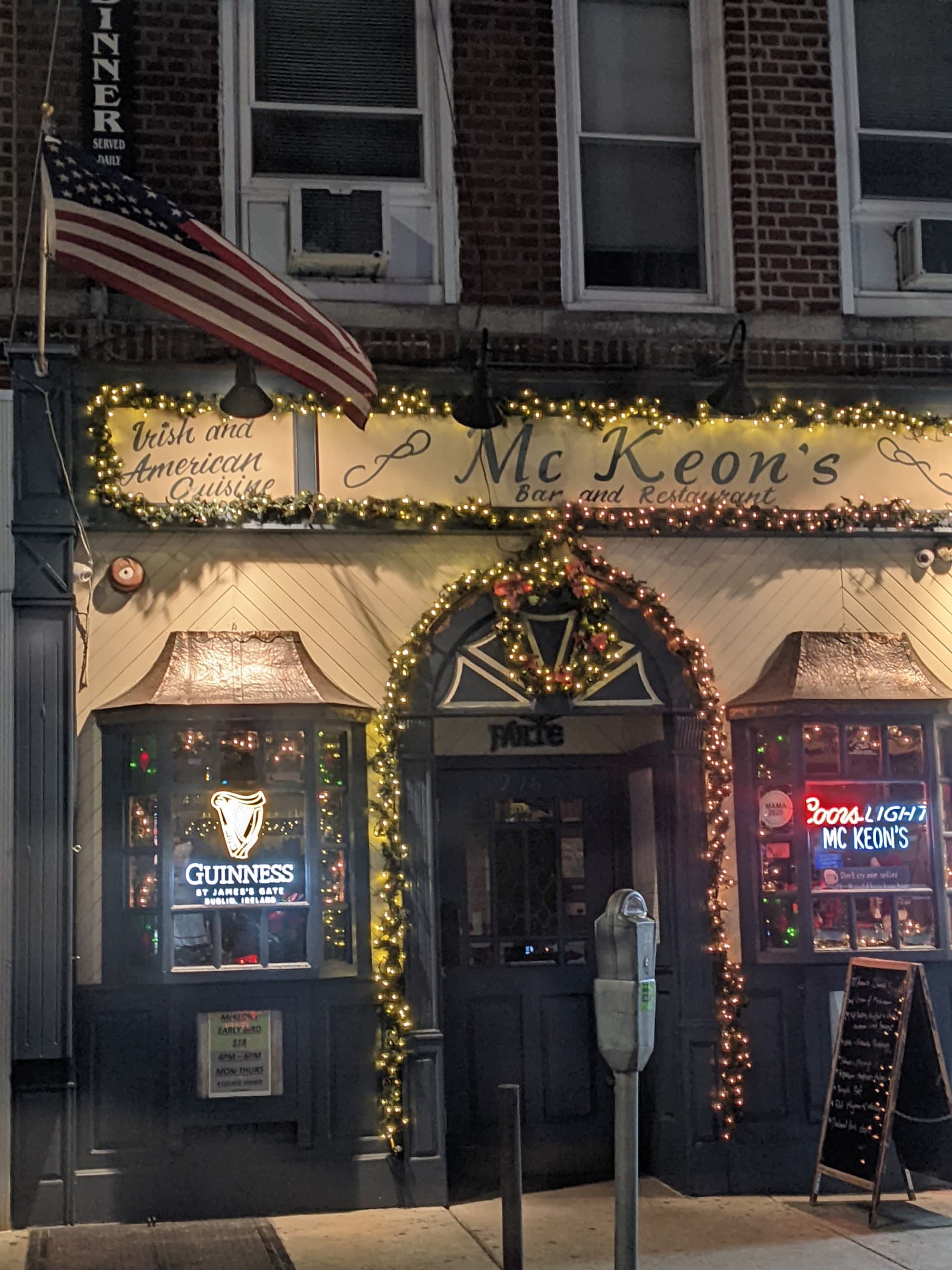 McKeon's Bar and Restaurant — Irish pub in Yonkers