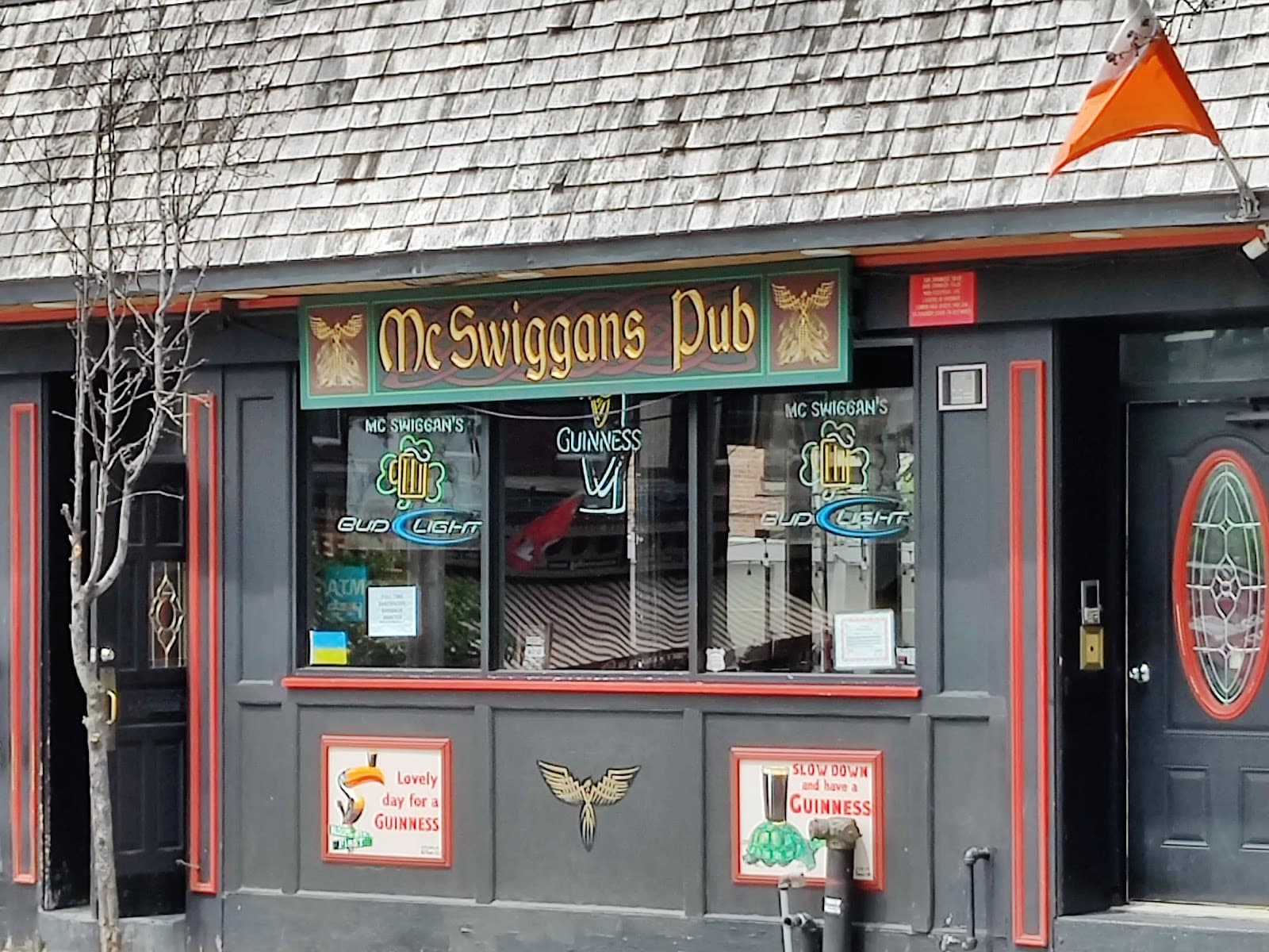 McSwiggan's Pub — Irish pub in Hoboken