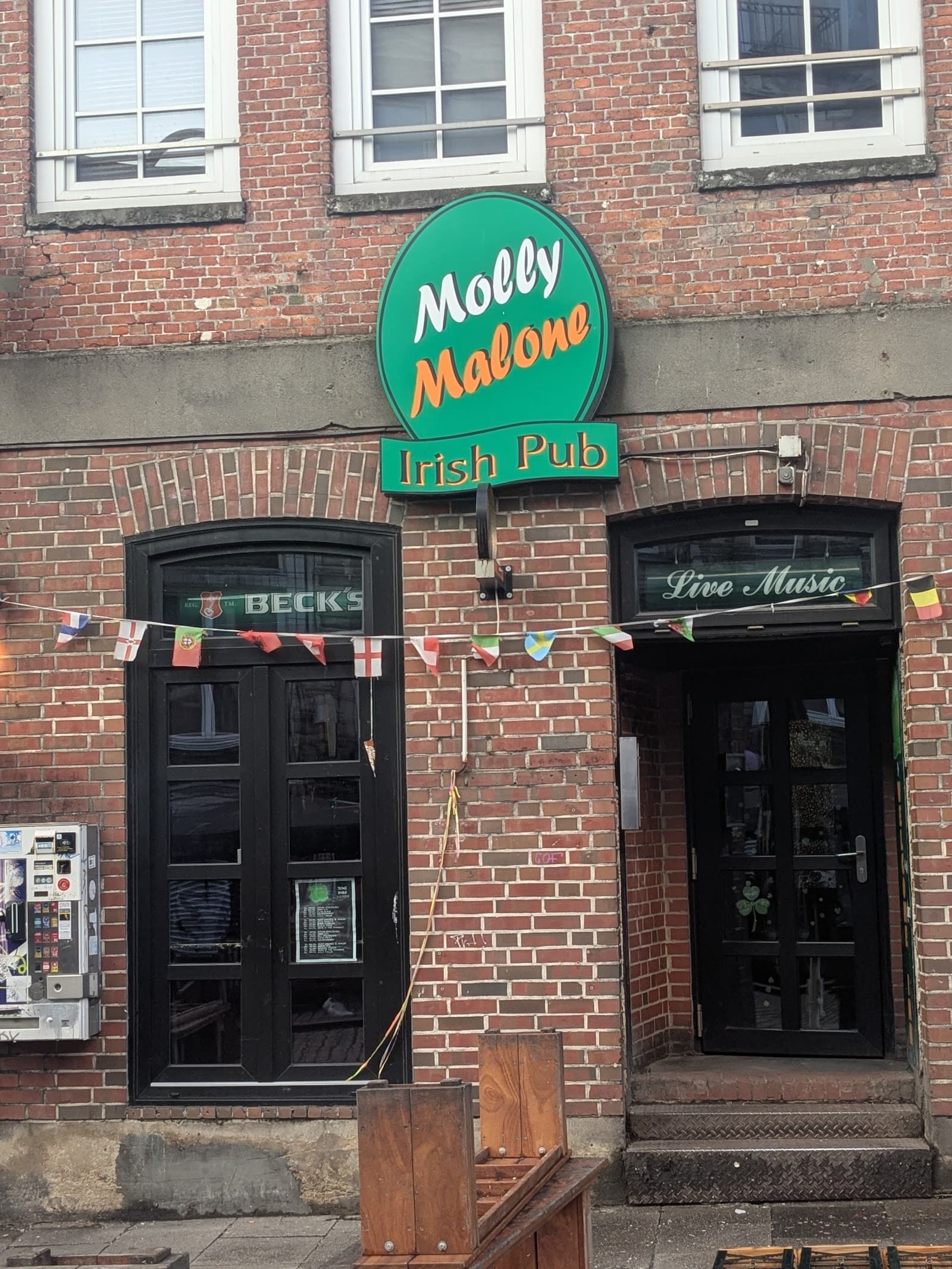 Molly Malone — Irish pub in Hamburg