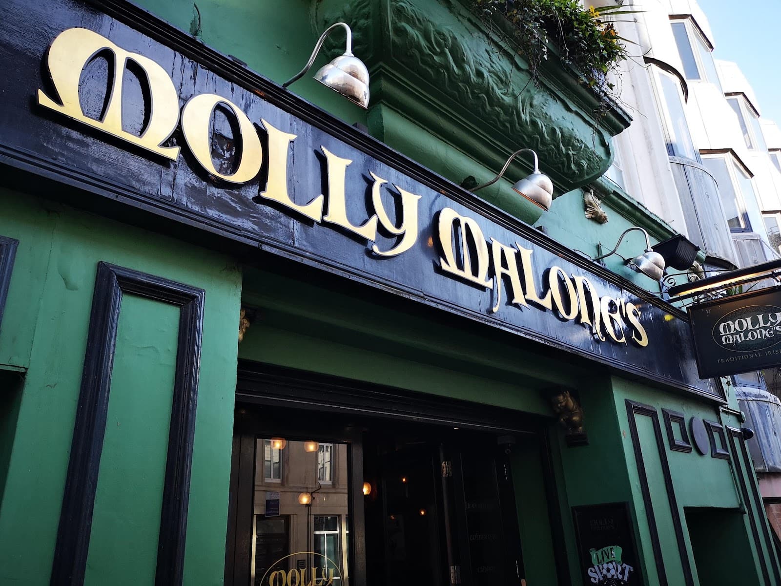Molly Malones — Irish pub in Brighton