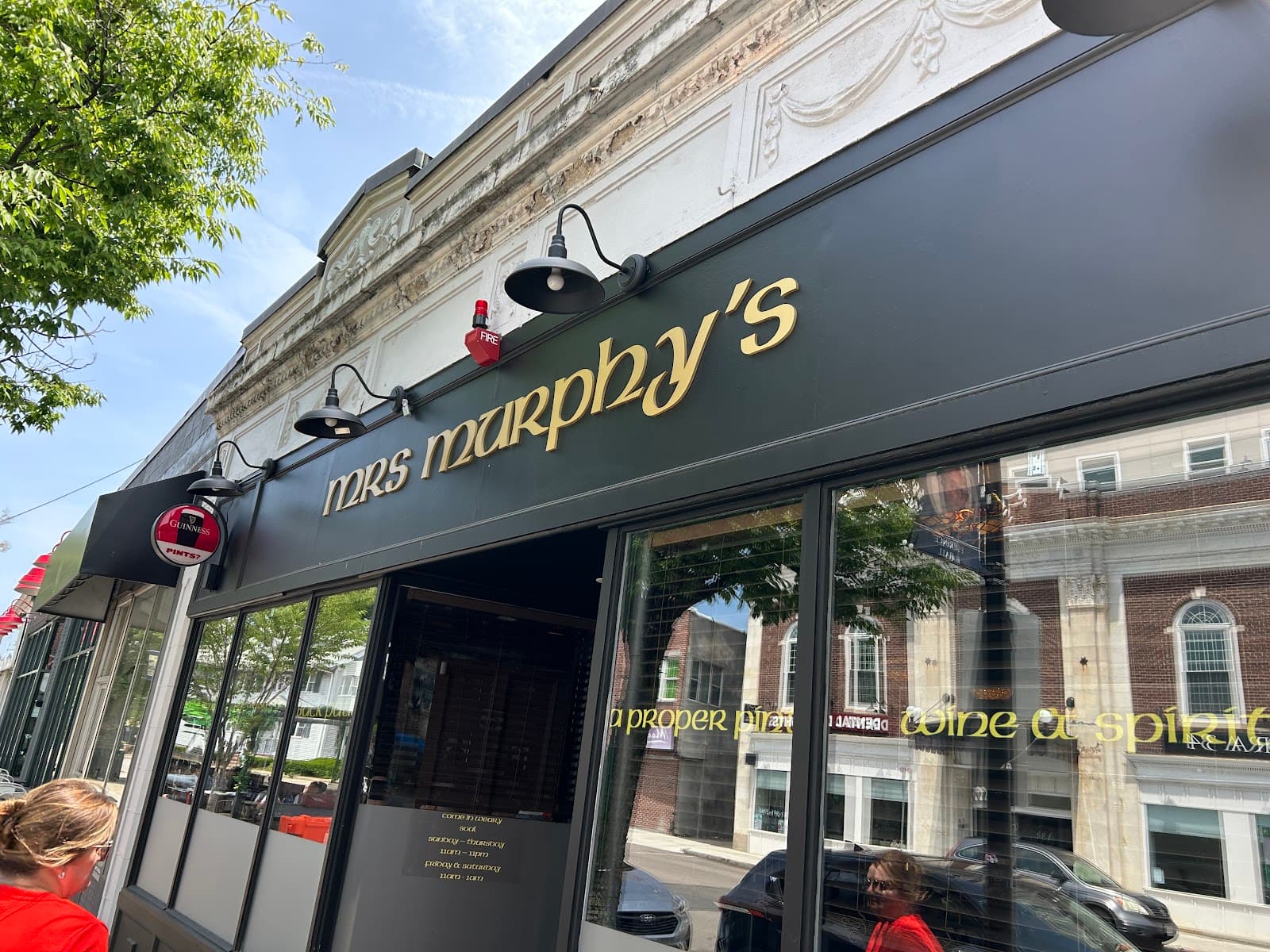Mrs. Murphy's — Irish pub in Boston