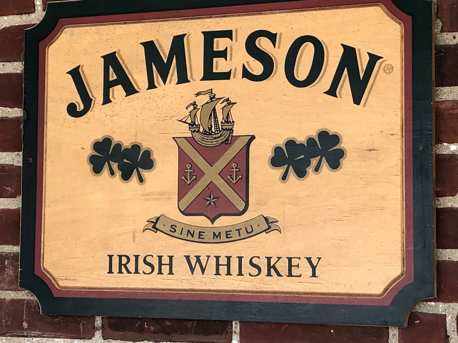 Mulrooney's Tavern — Irish pub in Wilmington