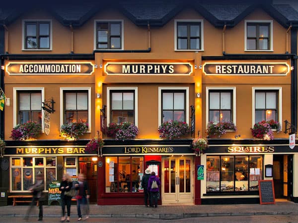 Murphys Bar, Restaurant & Townhouse Killarney — Irish pub in Killarney