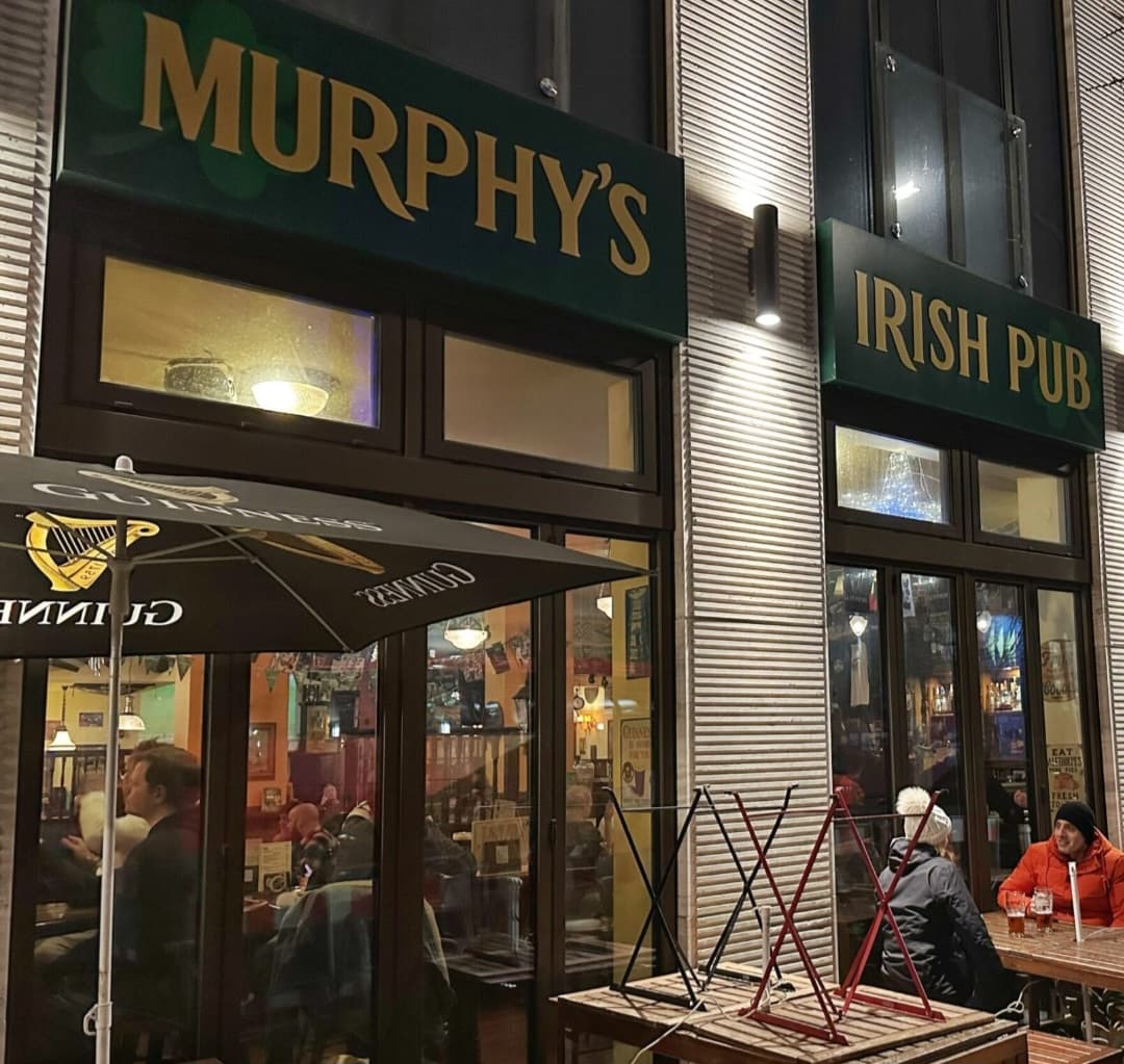 Murphy's Irish Pub at Checkpoint Charlie — Irish pub in Berlin