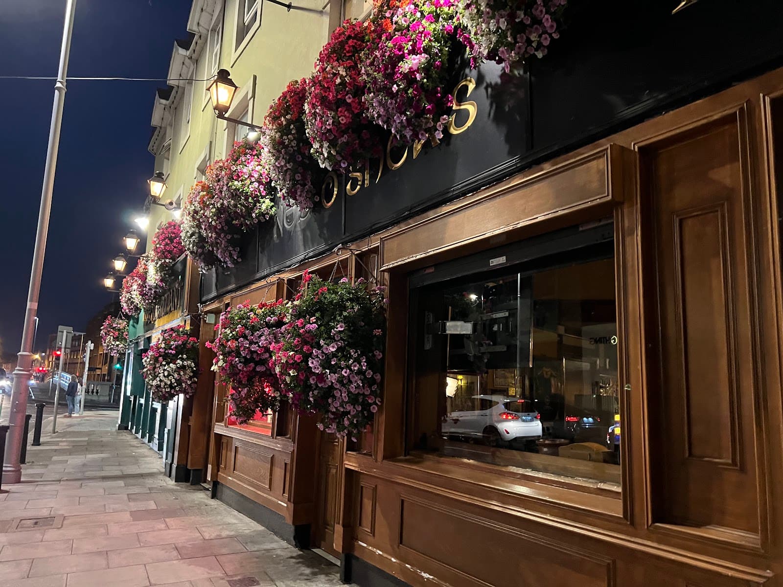 O' Shea's Merchant — Irish pub in Dublin