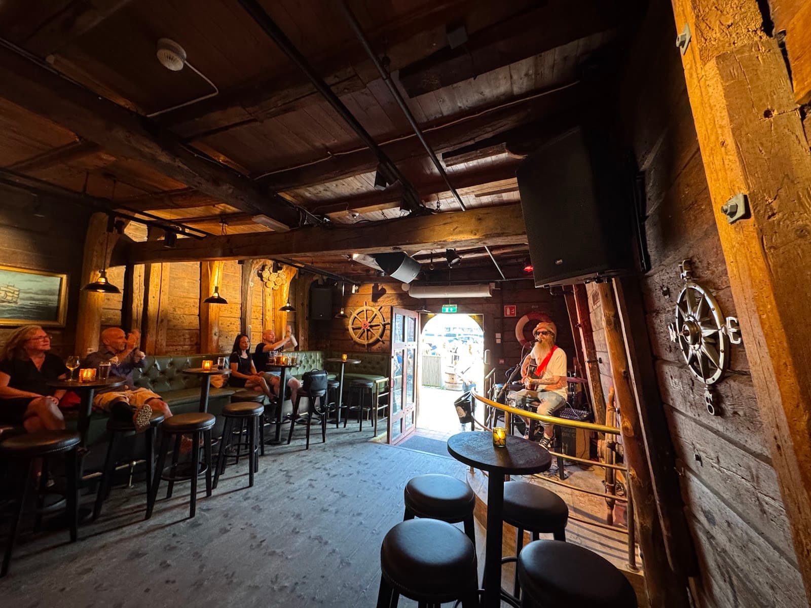 O'Connor's Irish Pub — Irish pub in Bergen