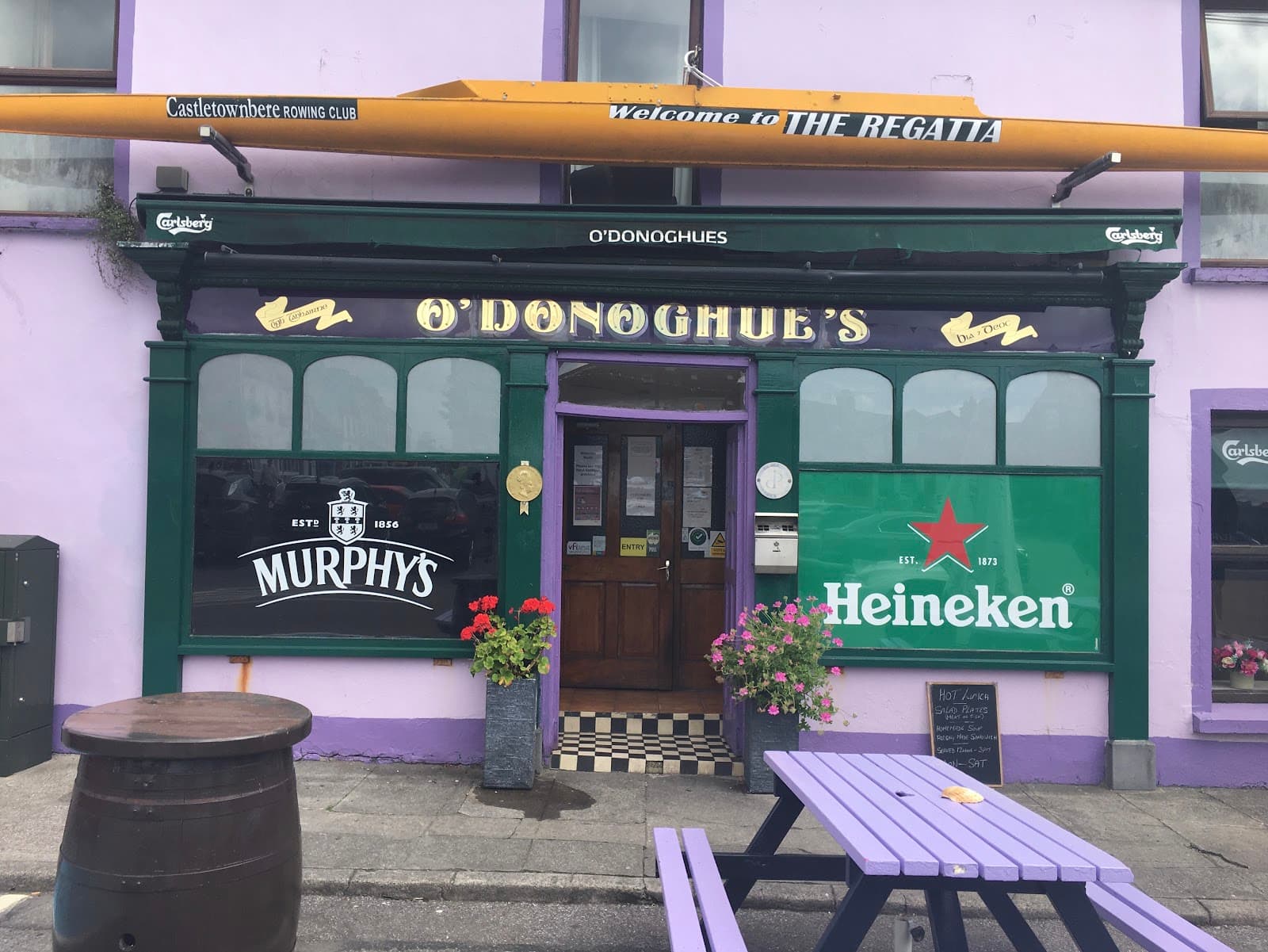 O'Donoghue's Bar — Irish pub in Castletownbere