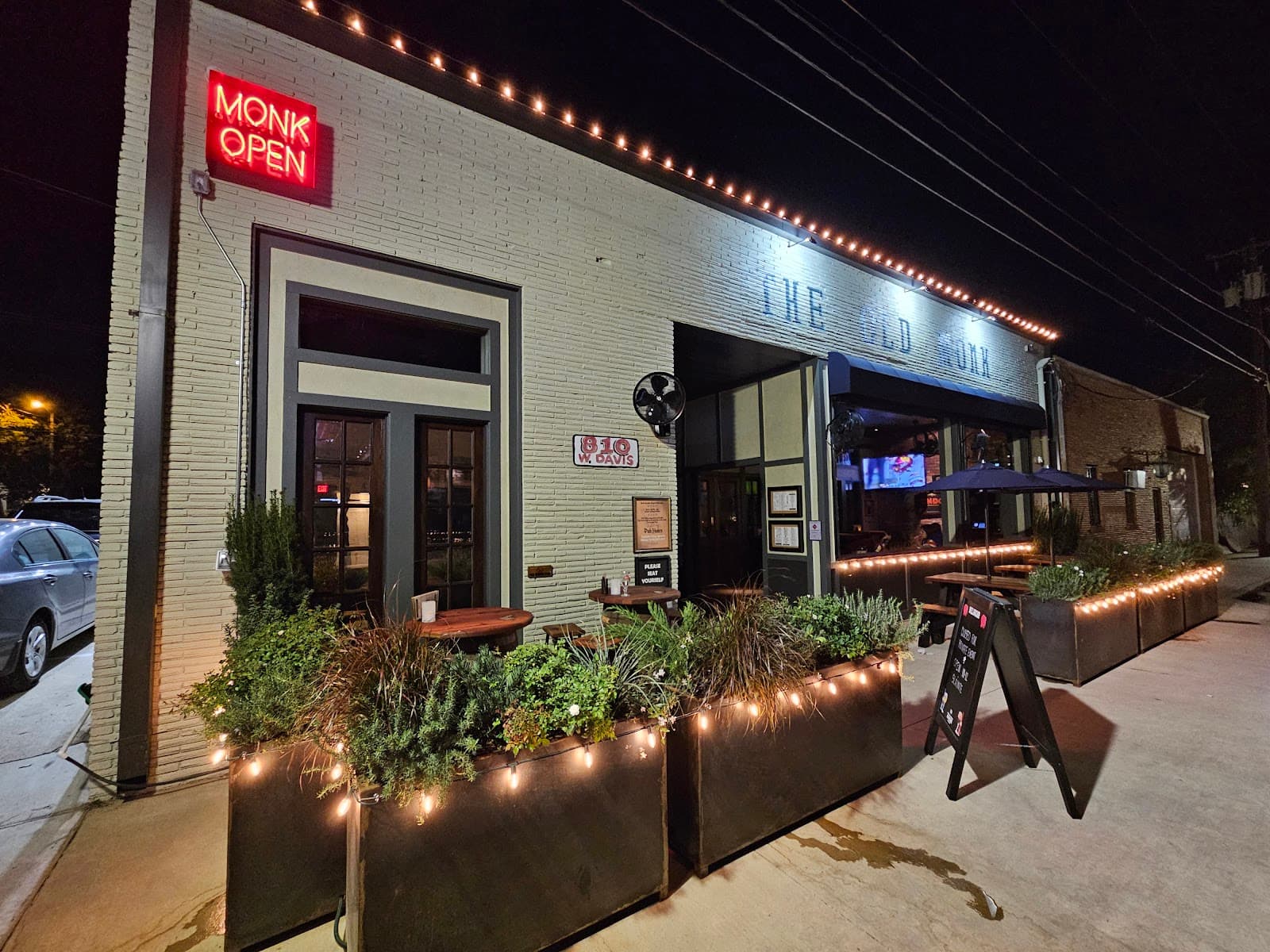 Old Monk Oak Cliff — Irish pub in Dallas