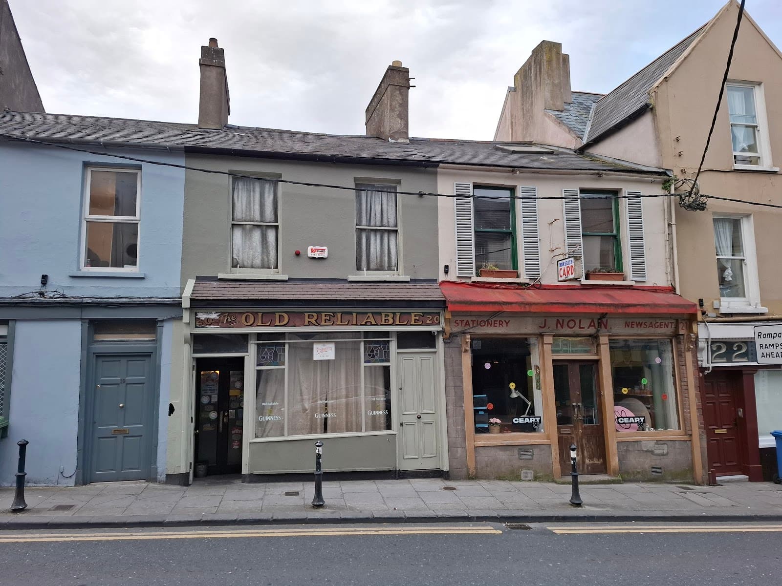 Old Reliable Irish Pub — Irish pub in Cork