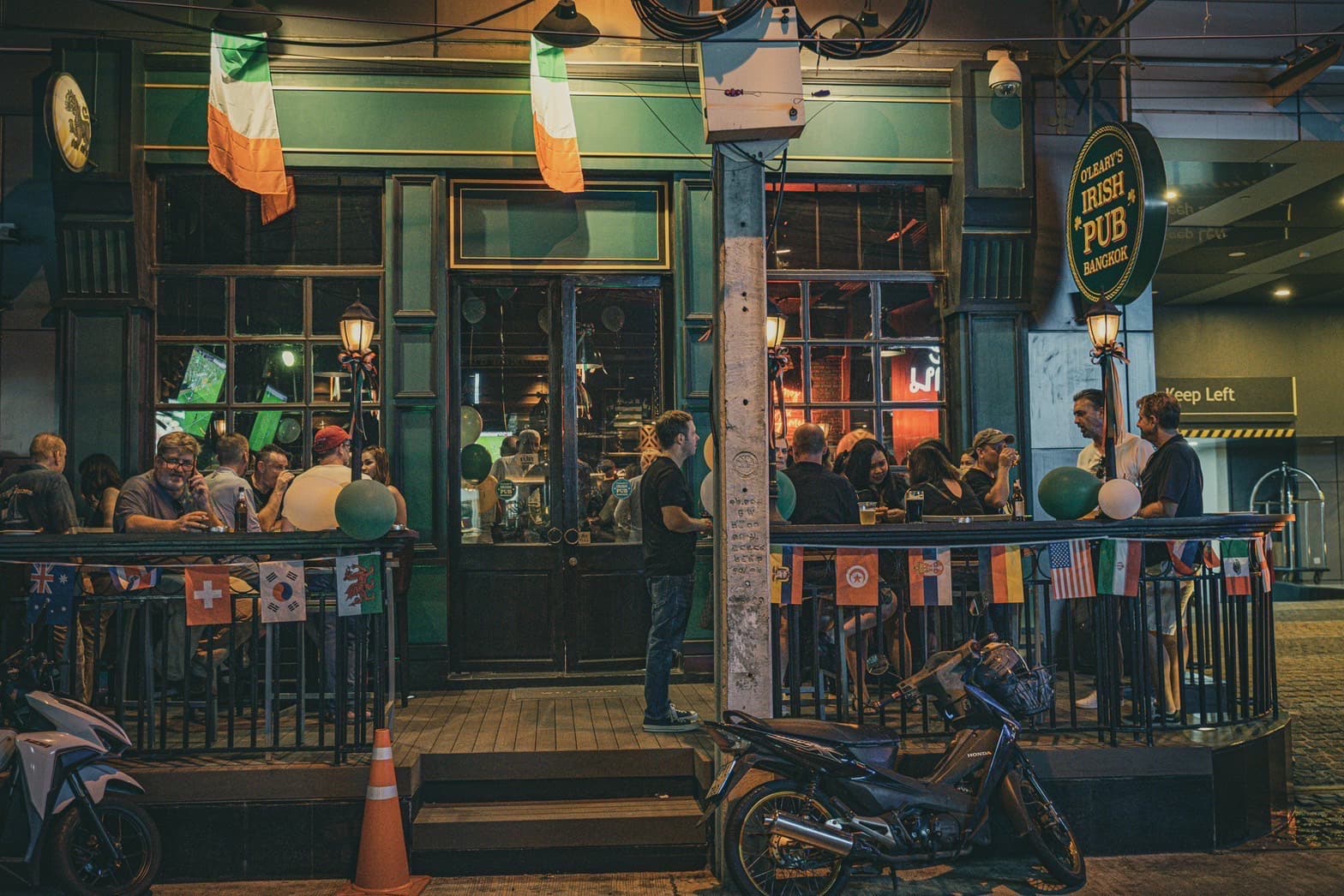 O'Leary's Irish Pub Bangkok — Irish pub in Bangkok