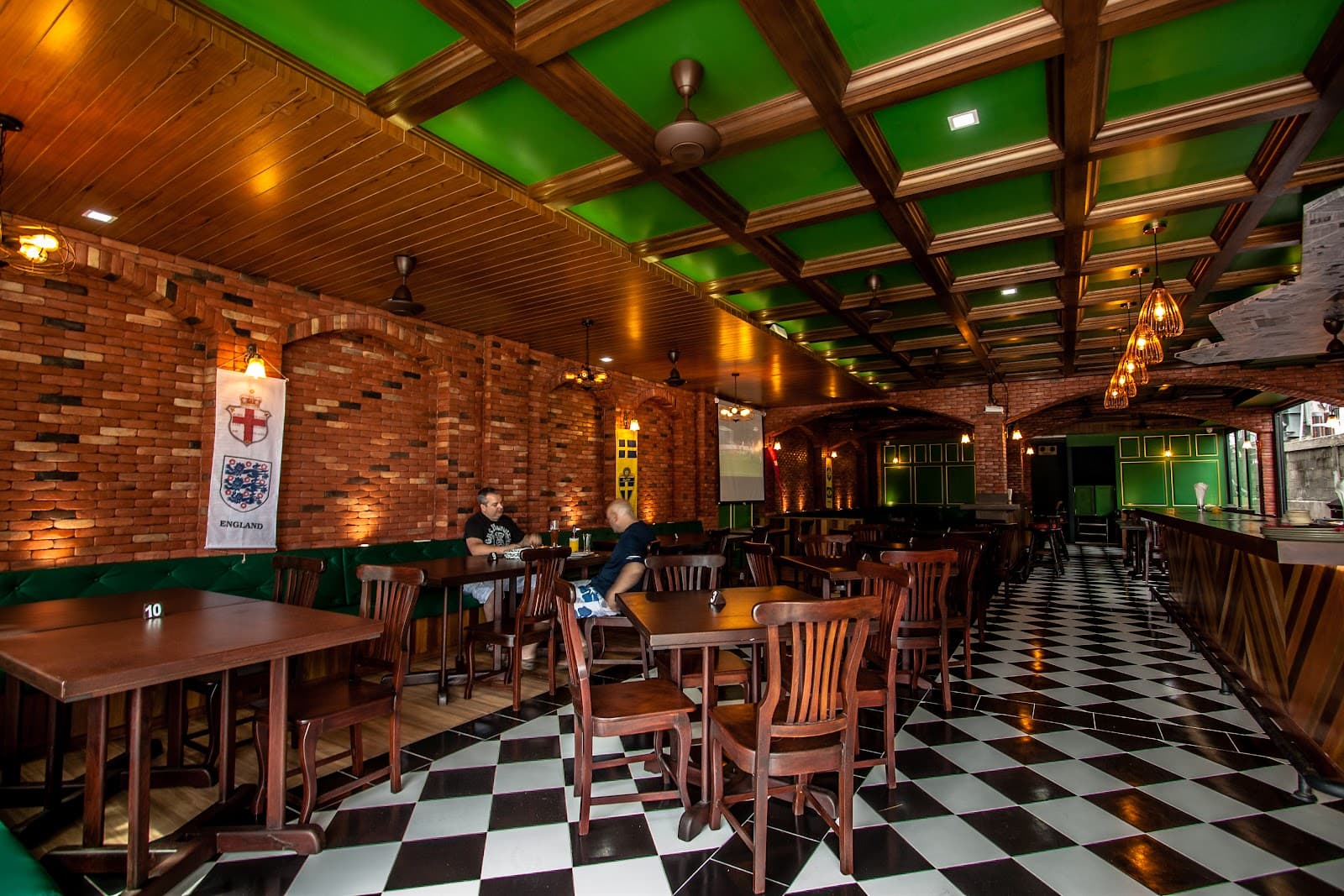 O'Reilly's Irish Pub & Restaurant — Irish pub in Phuket