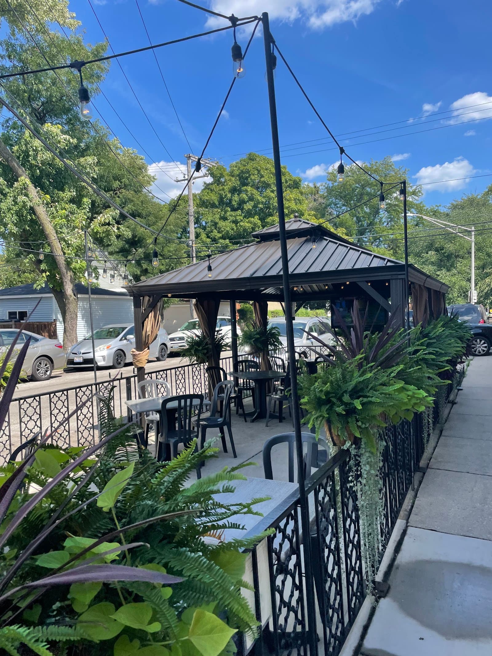 Paddy Mac's — Irish pub in Chicago