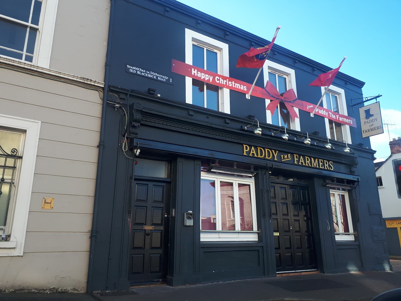Paddy the Farmers — Irish pub in Cork
