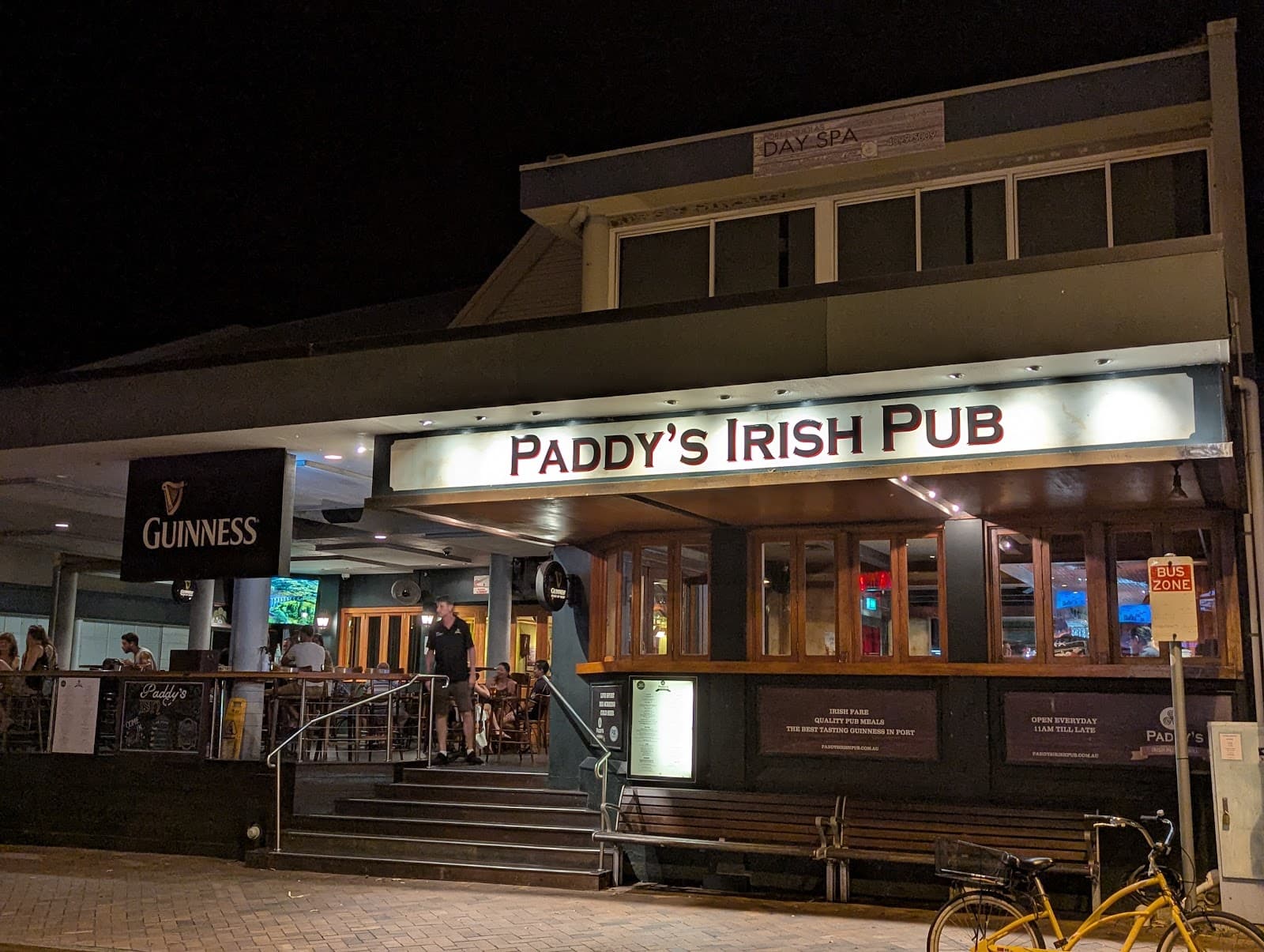 Paddy's Irish Pub & Grill — Irish pub in Port Douglas