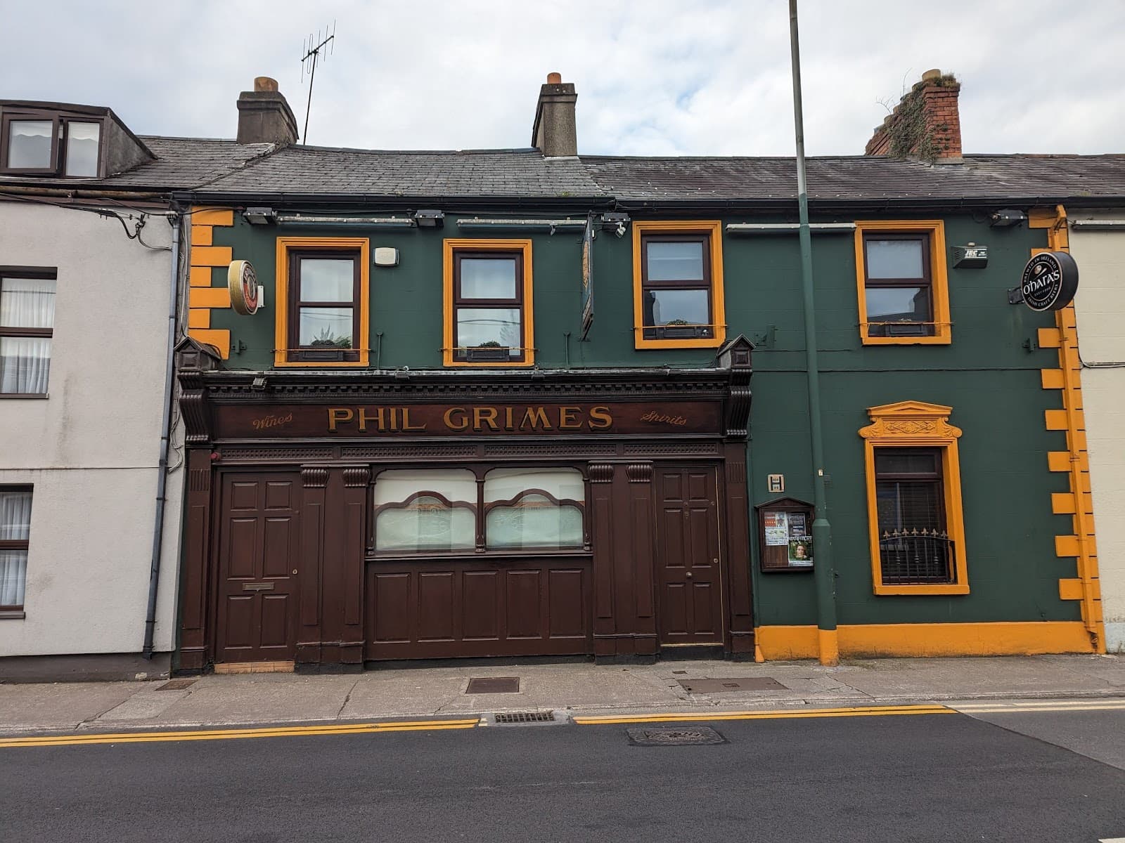 Phil Grimes Pub — Irish pub in Waterford