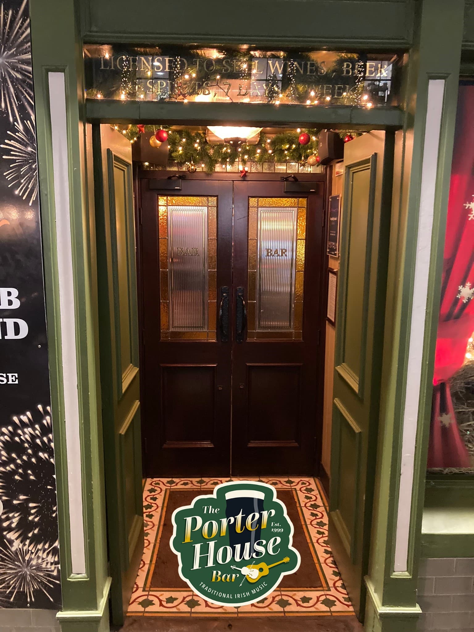 Porterhouse — Irish pub in Westport