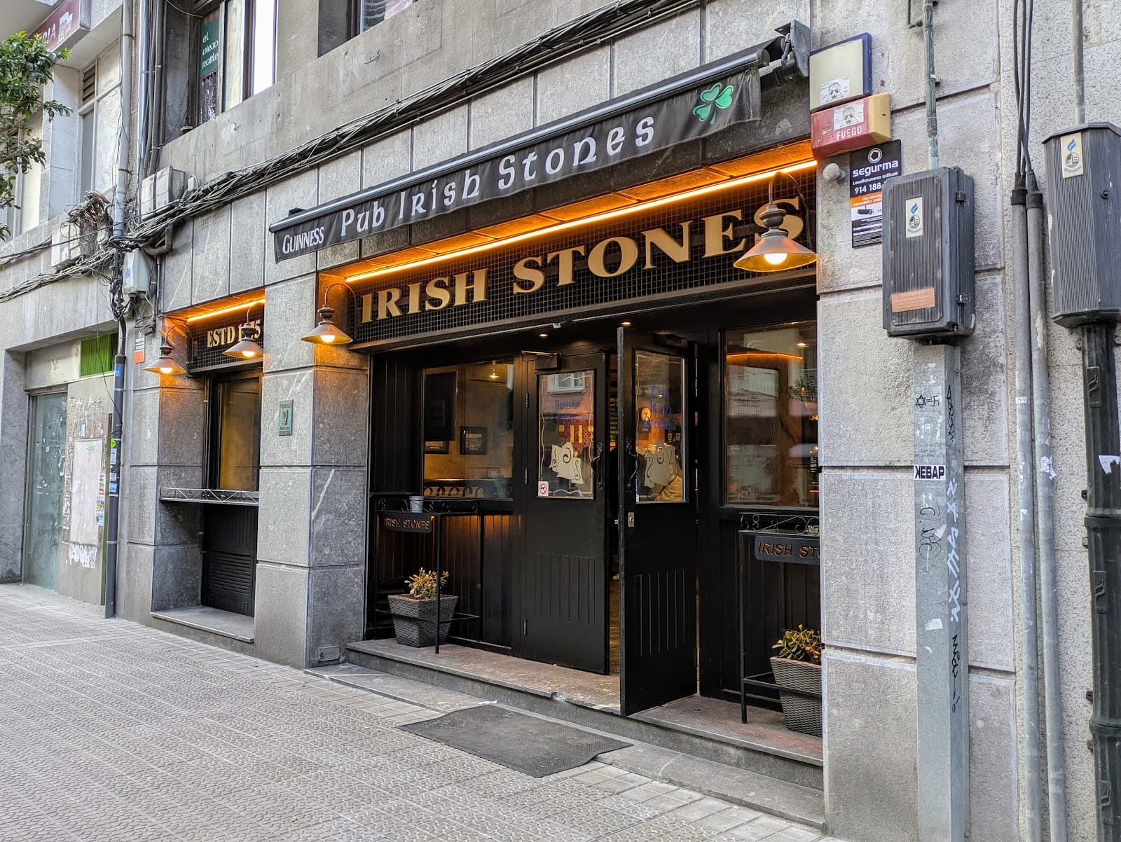 Pub Irish Stones — Irish pub in Bilbao