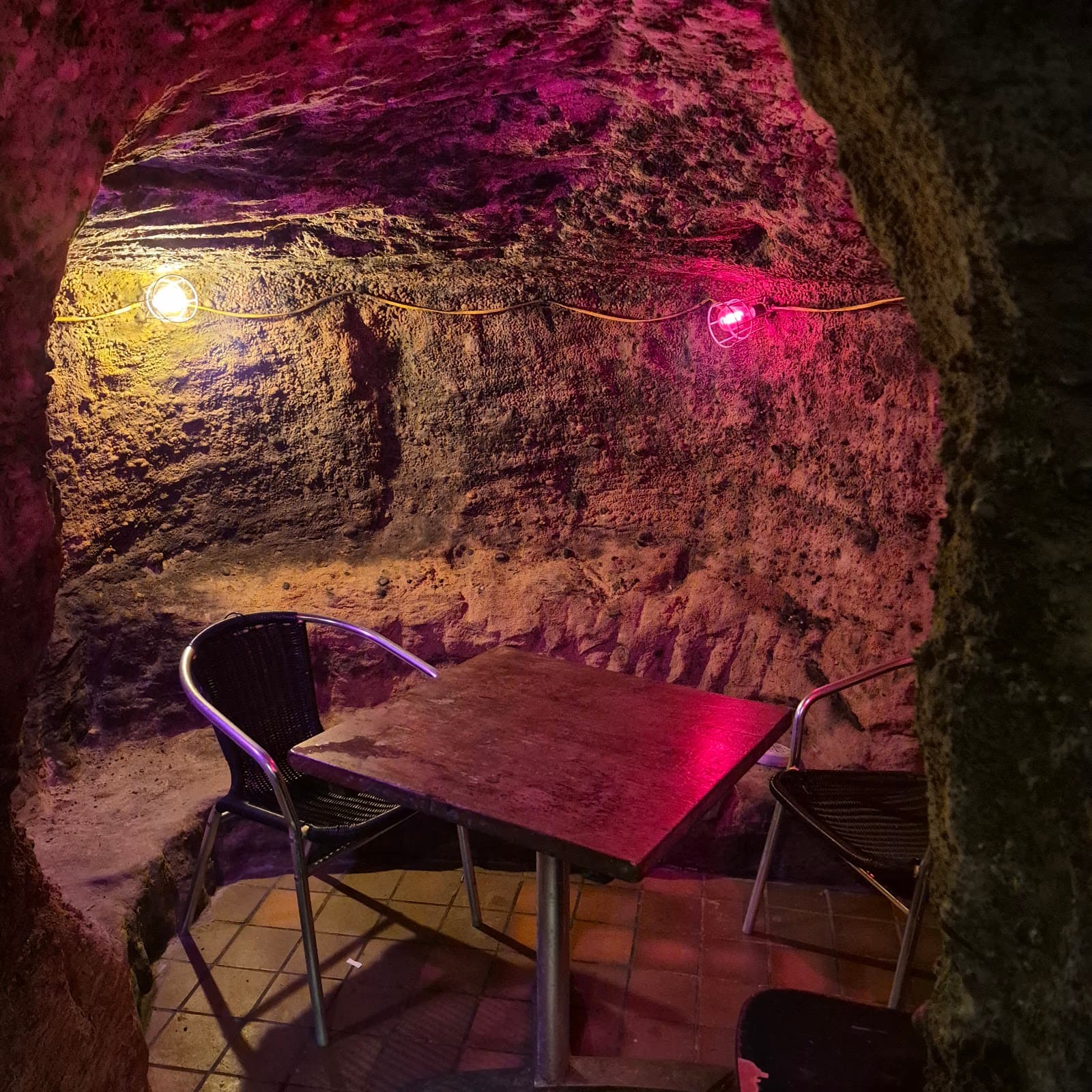 Raglan Road Irish Bar — Irish pub in Nottingham