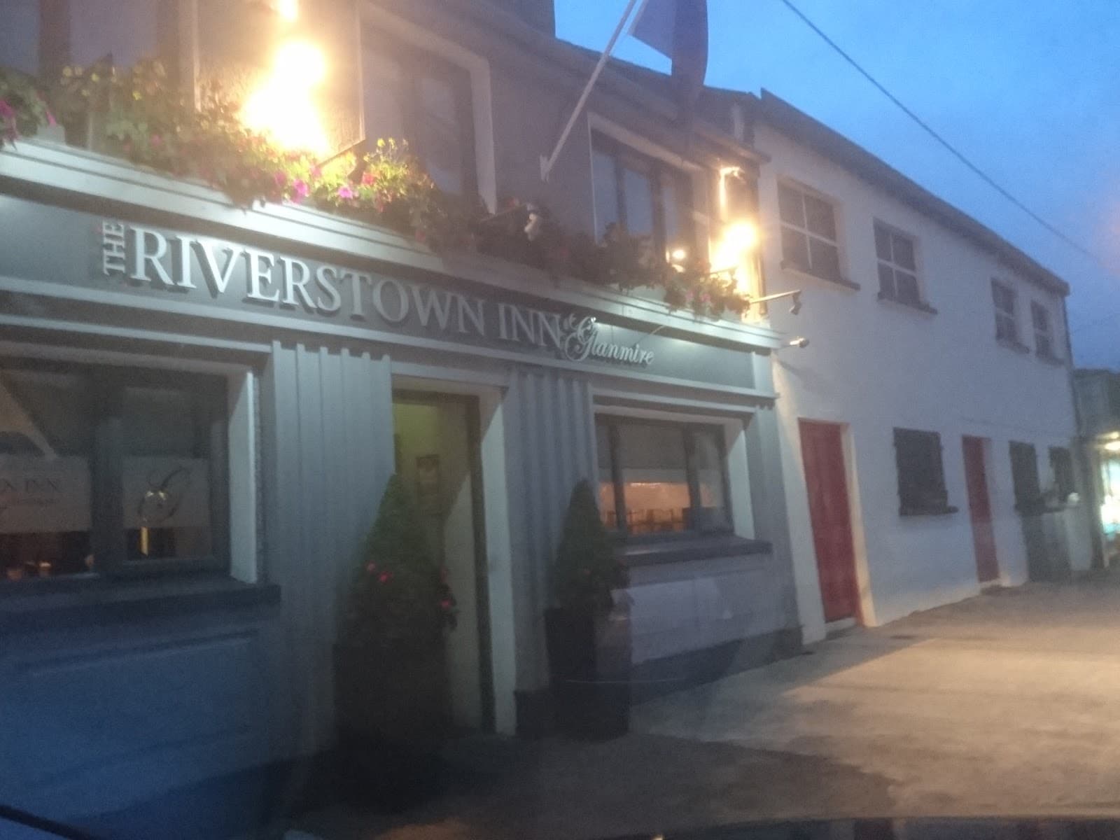 Riverstown Inn — Irish pub in Cork