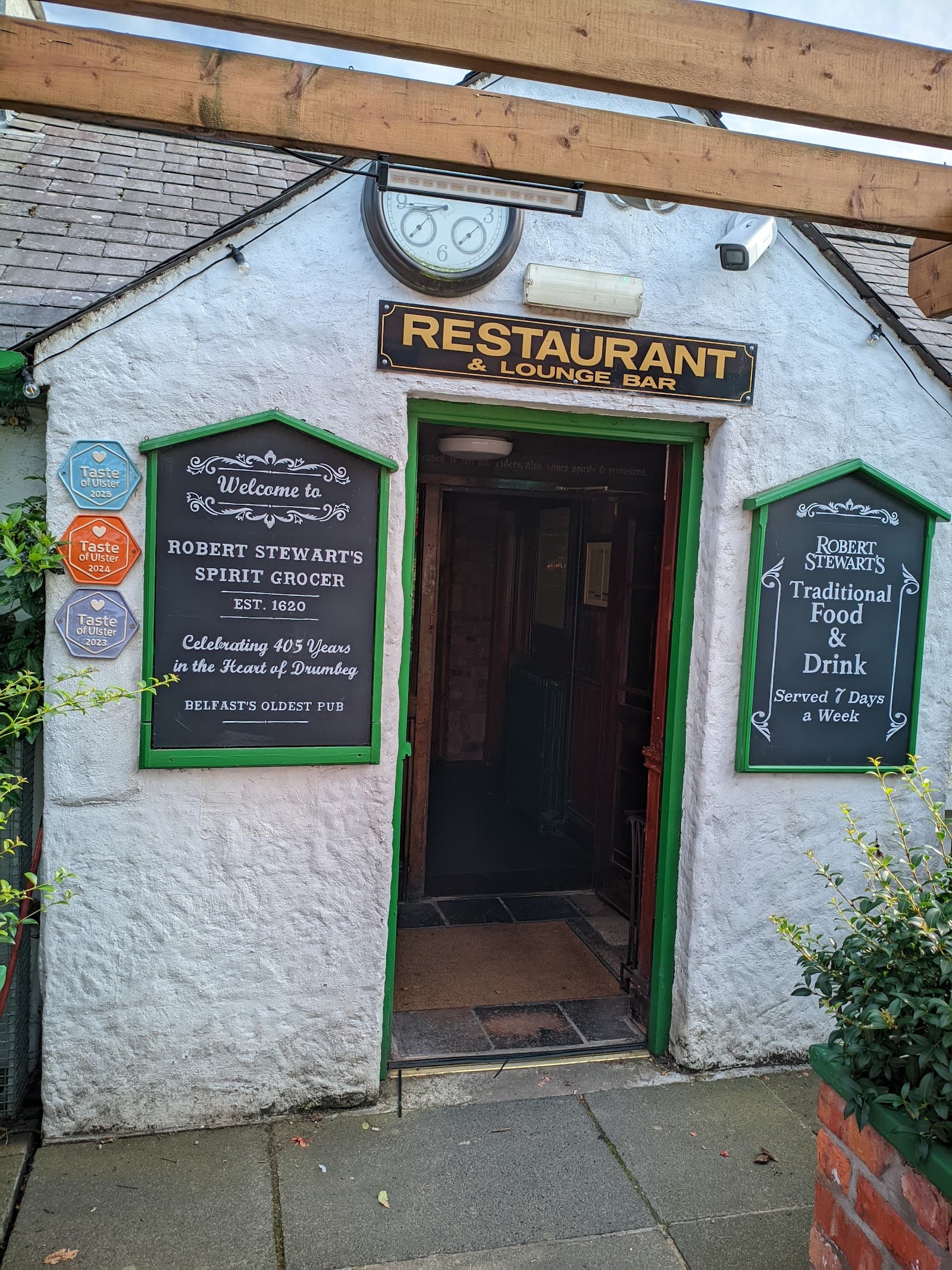Robert Stewart's — Irish pub in Belfast