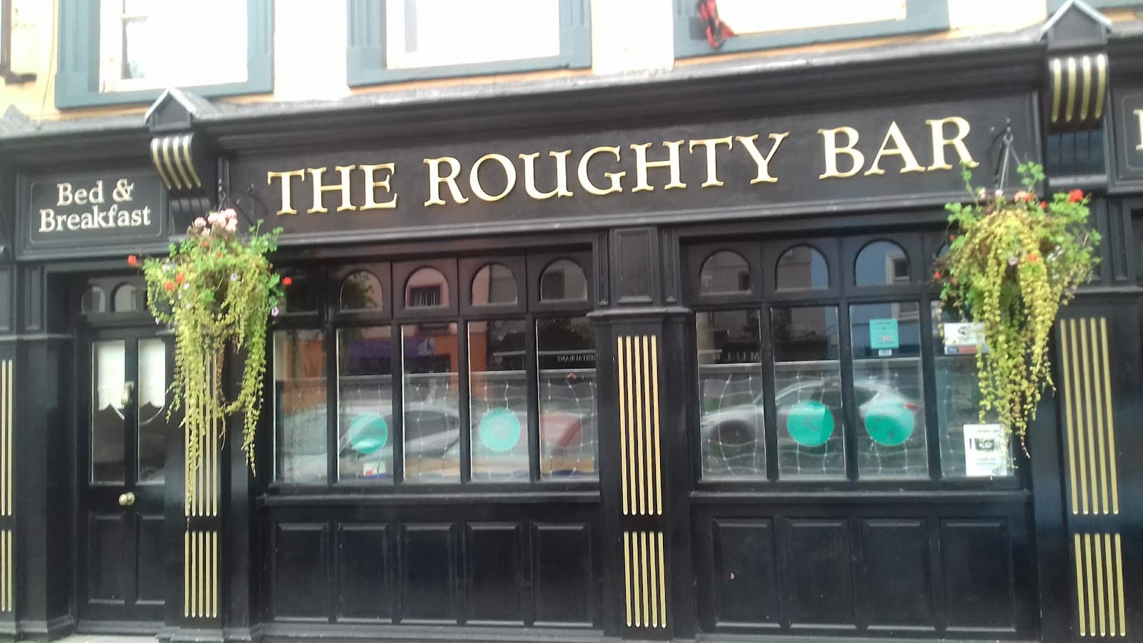 Roughty Bar at Eamon's Pub — Irish pub in Kenmare