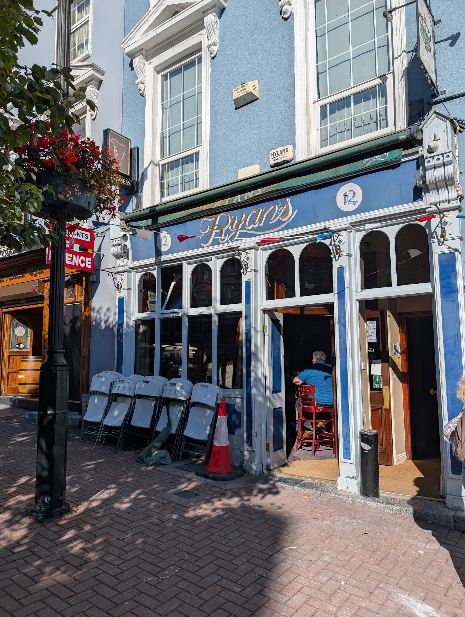Ryan's Bar — Irish pub in Cobh
