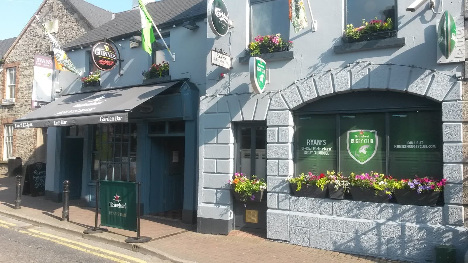 Ryan's Bar — Irish pub in Navan