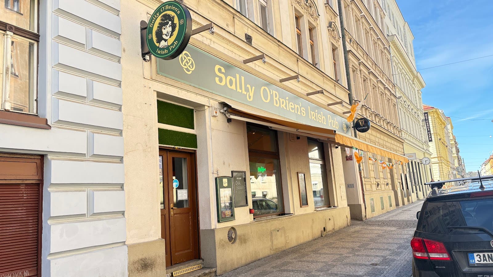 Sally O’Brien’s Irish Pub — Irish pub in Prague