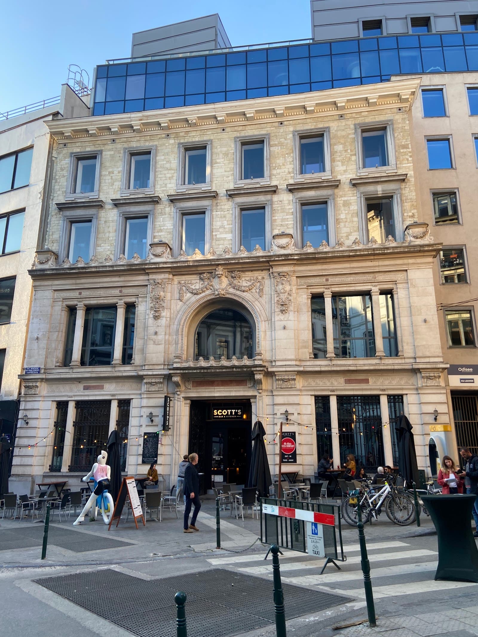 Scott's Bar & Kitchen — Irish pub in Brussels