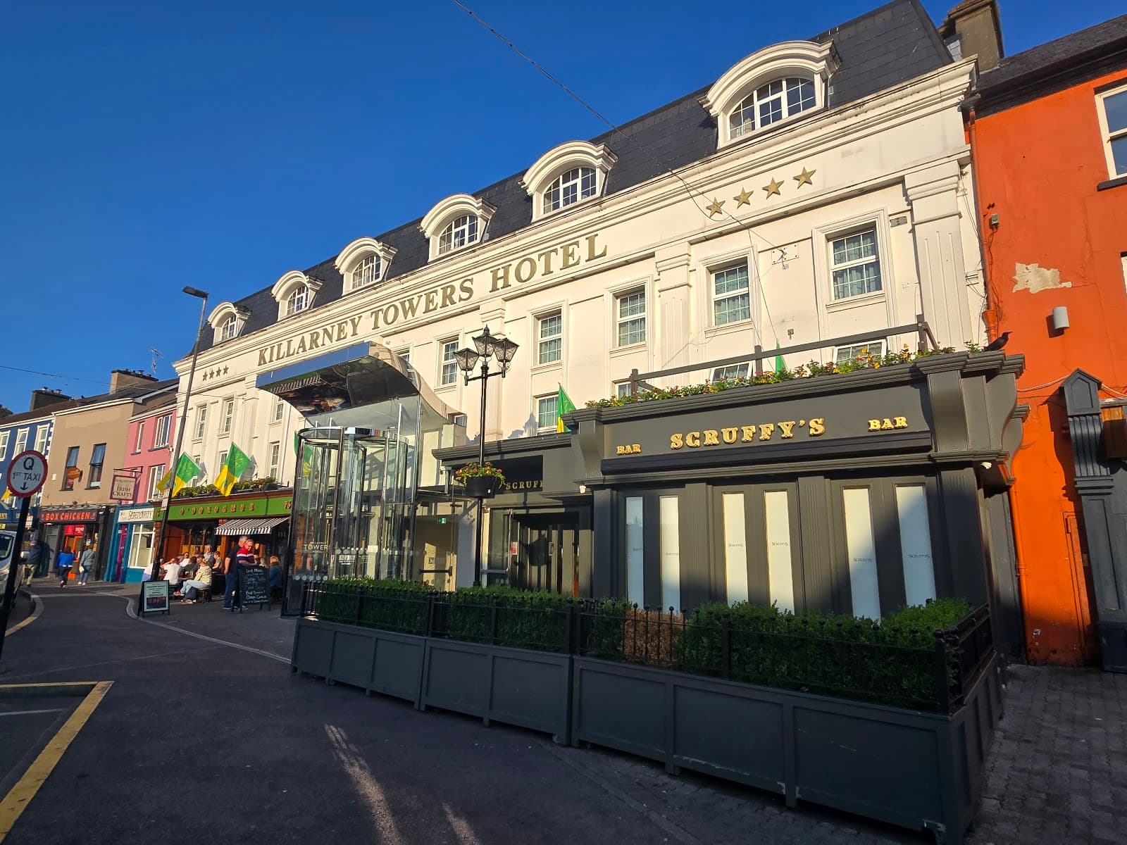 Scruffy's Bar Killarney — Irish pub in Killarney