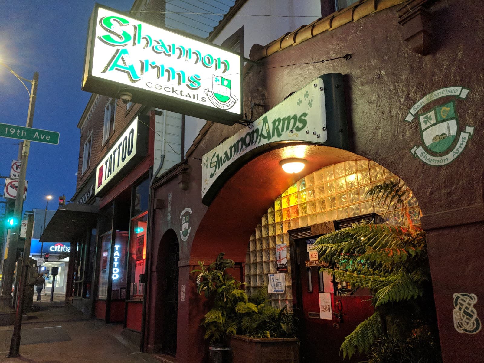 Shannon Arms Irish Pub — Irish pub in San Francisco