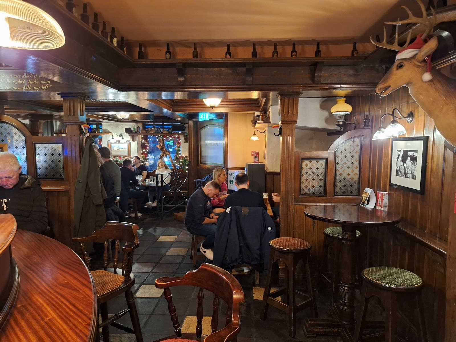 South County — Irish pub in Cork