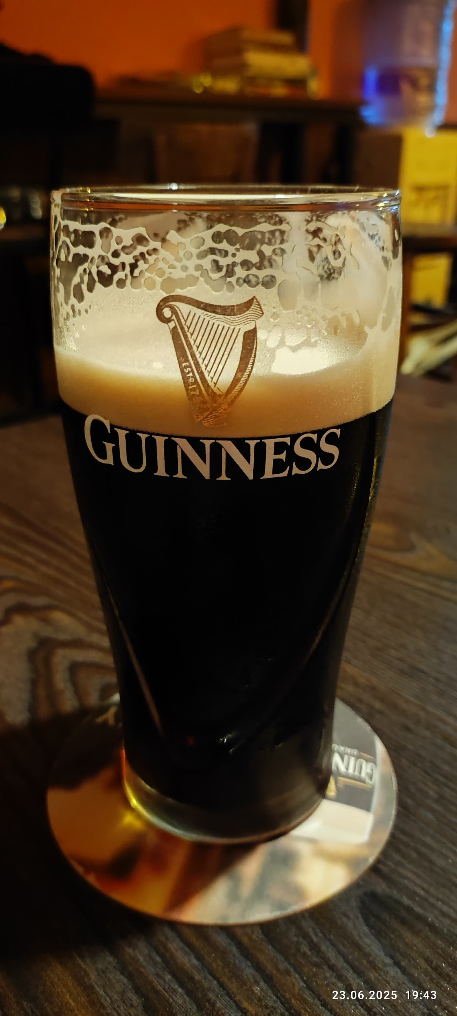 Spuds Irish Bar — Irish pub in Beijing