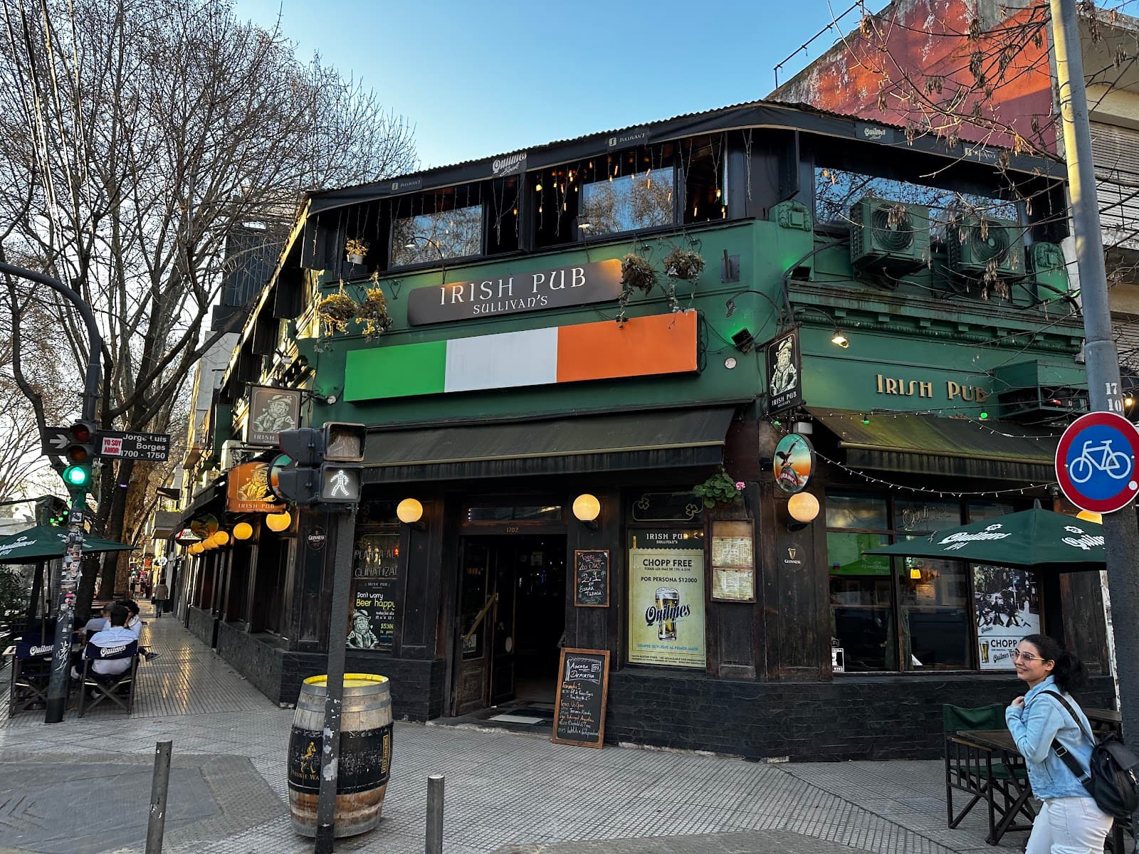 Sullivan's Irish Pub — Irish pub in Buenos Aires