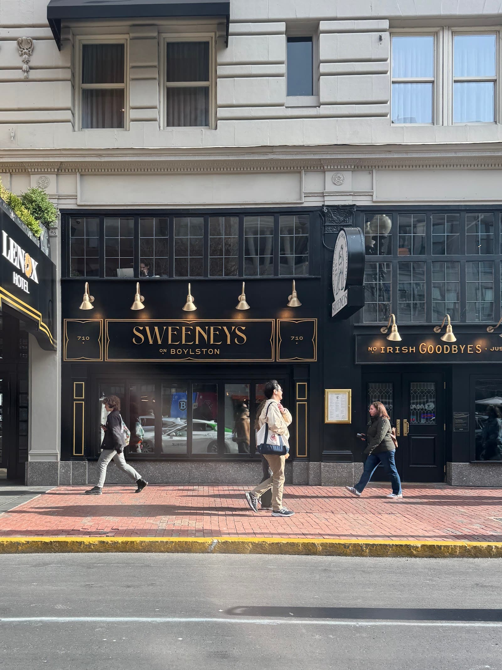 Sweeney's on Boylston — Irish pub in Boston