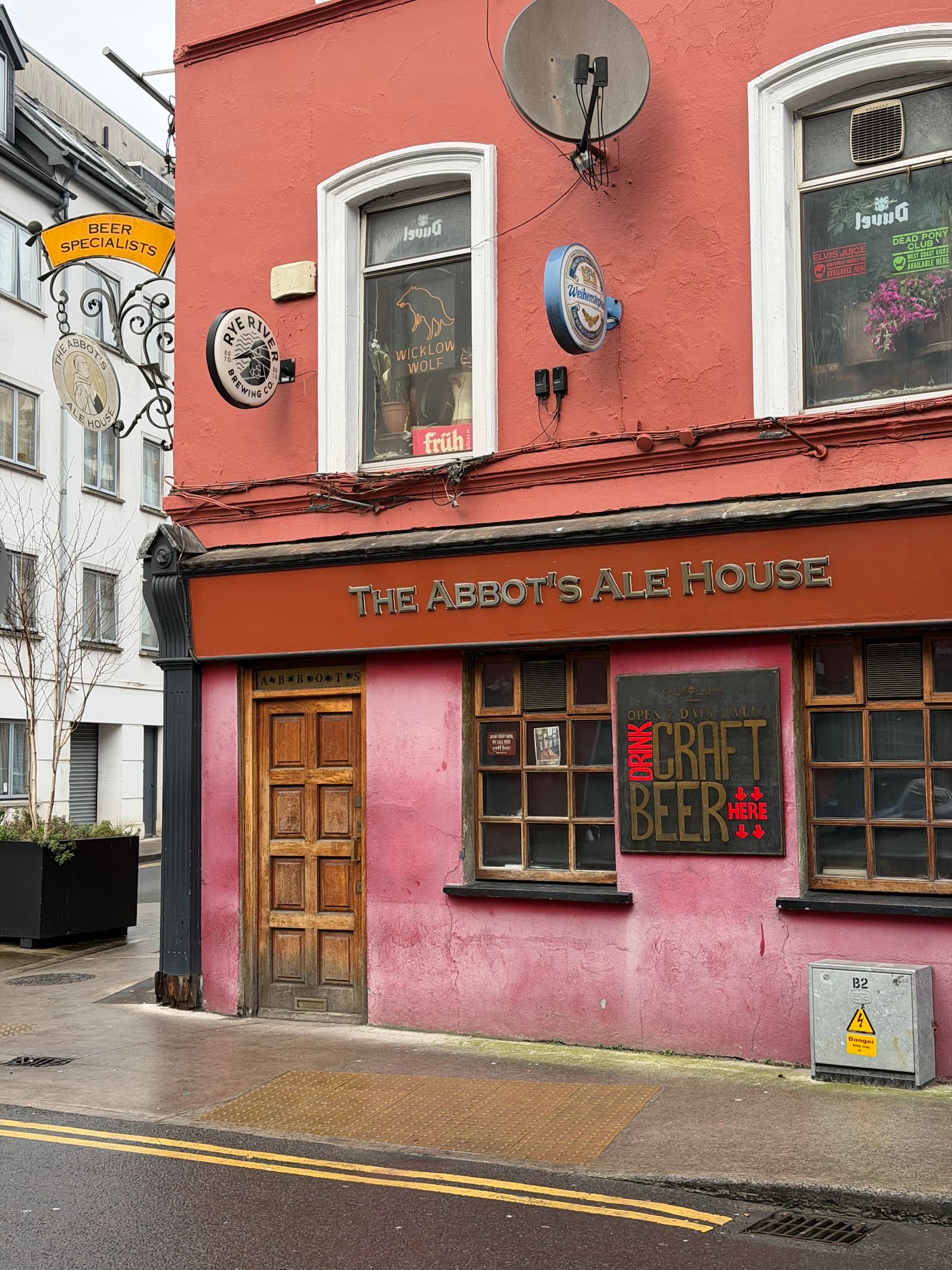 The Abbot's Ale House — Irish pub in Cork