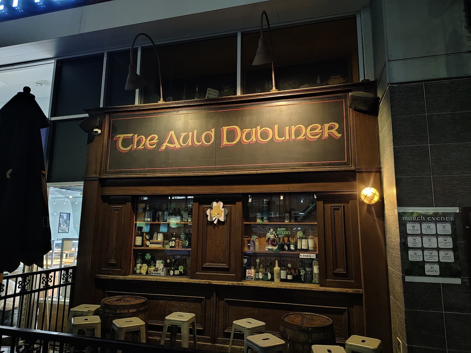 The Auld Dubliner — Irish pub in Los Angeles