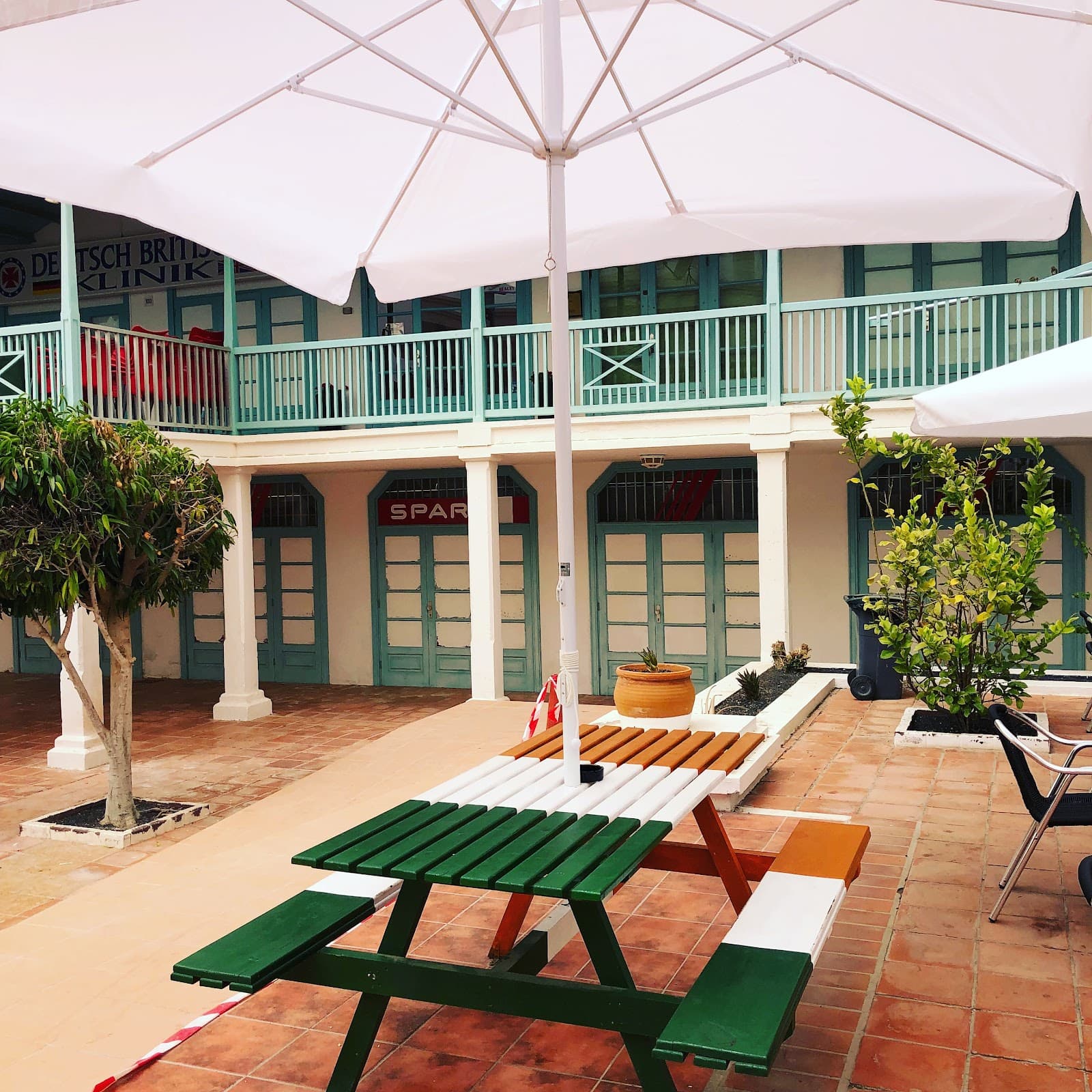 The Auld Triangle — Irish pub in Puerto del Carmen
