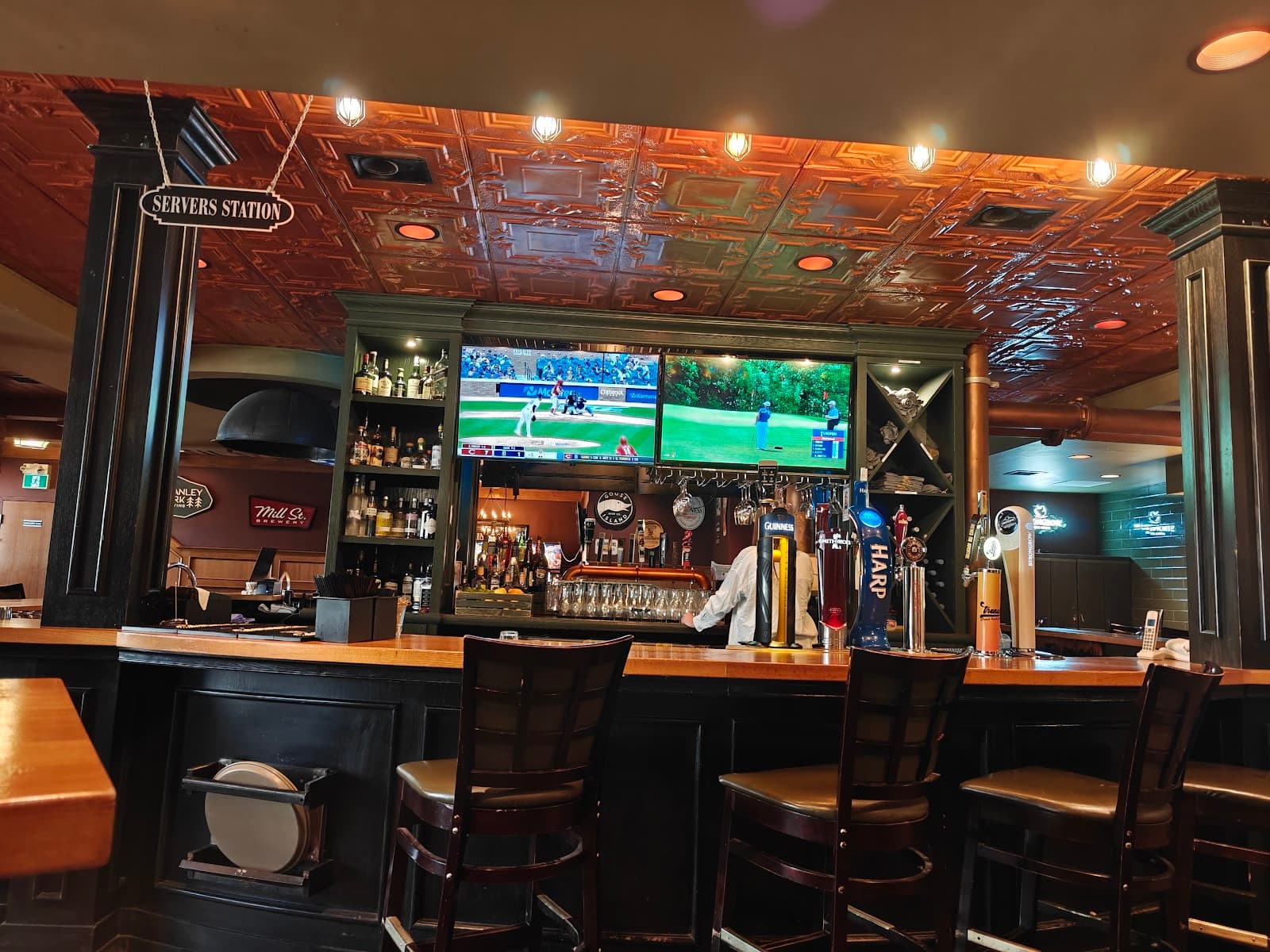 The Black Clover — Irish pub in Prince George